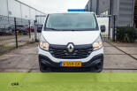Renault-Trafic-0